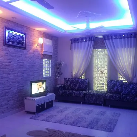 The Louvre Moslim Homestay Sungai Petani Exterior photo
